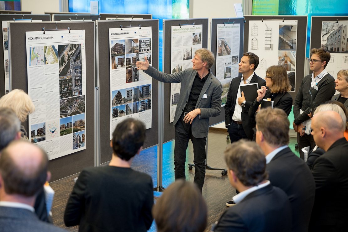 Staatspreise und Anerkennungen vergeben