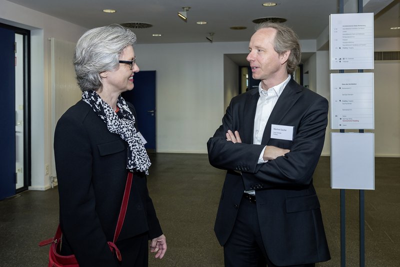 10 AKBW 14 06 05 0044 k1 web