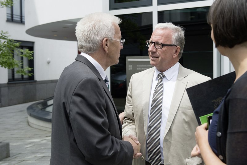 61 AKBW 14 06 05 0486 k1 web