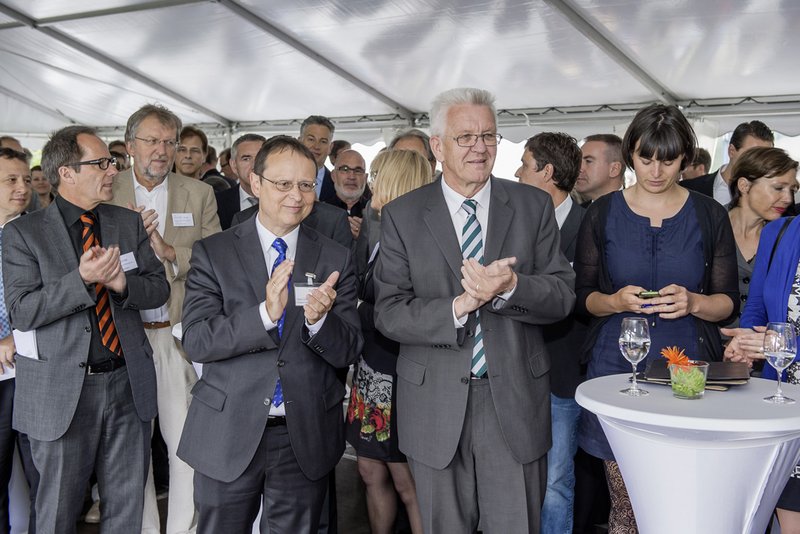 21 AKBW 14 06 05 0356 k1 web