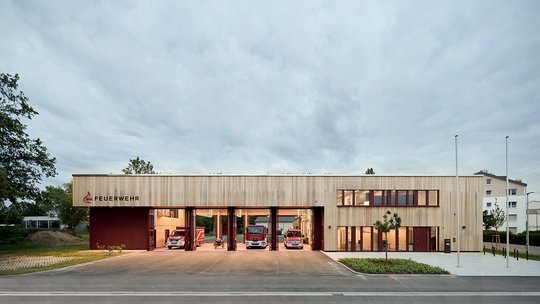 Feuerwehr und DRK-Bereitschaftsräume Stetten