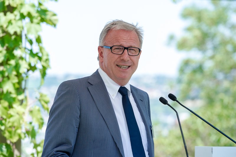 AKBW 13 07 08 0828 k1 web