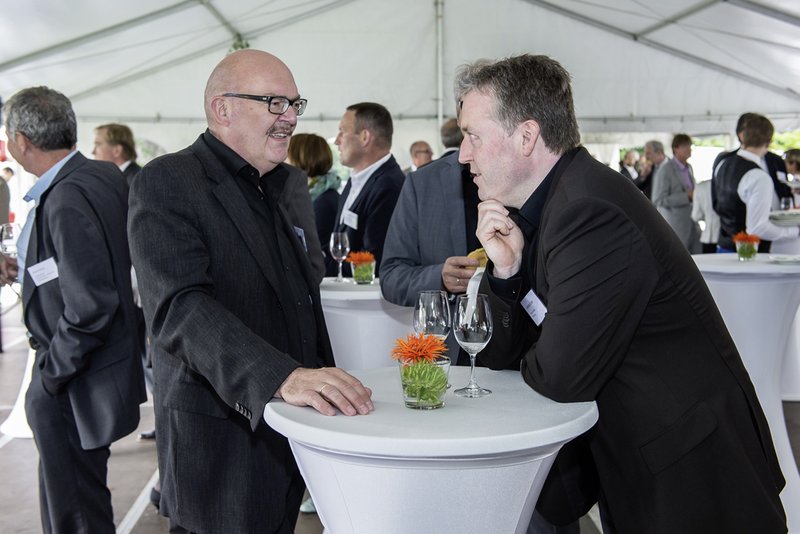 30 AKBW 14 06 05 0435 k1 web