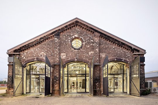 Lokschuppen Mannheim, Umbau in ein Bürogebäude, Entwicklung städtebauliches Gesamtkonzept Lokschuppenareal