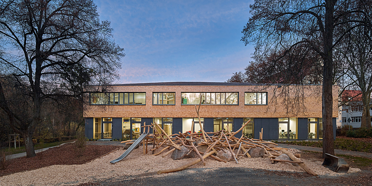 DEU, Tübingen, Neubau interkulturelles Bildungshaus am Lindenbrunnen, Architekten: (se)arch Architekten , Fertigstellung: 2015 , DIGITAL 100 MB 8 Bit. - ©Zooey Braun; Veroeffentlichung nur gegen Honorar, Urhebervermerk und Beleg / permission required fo