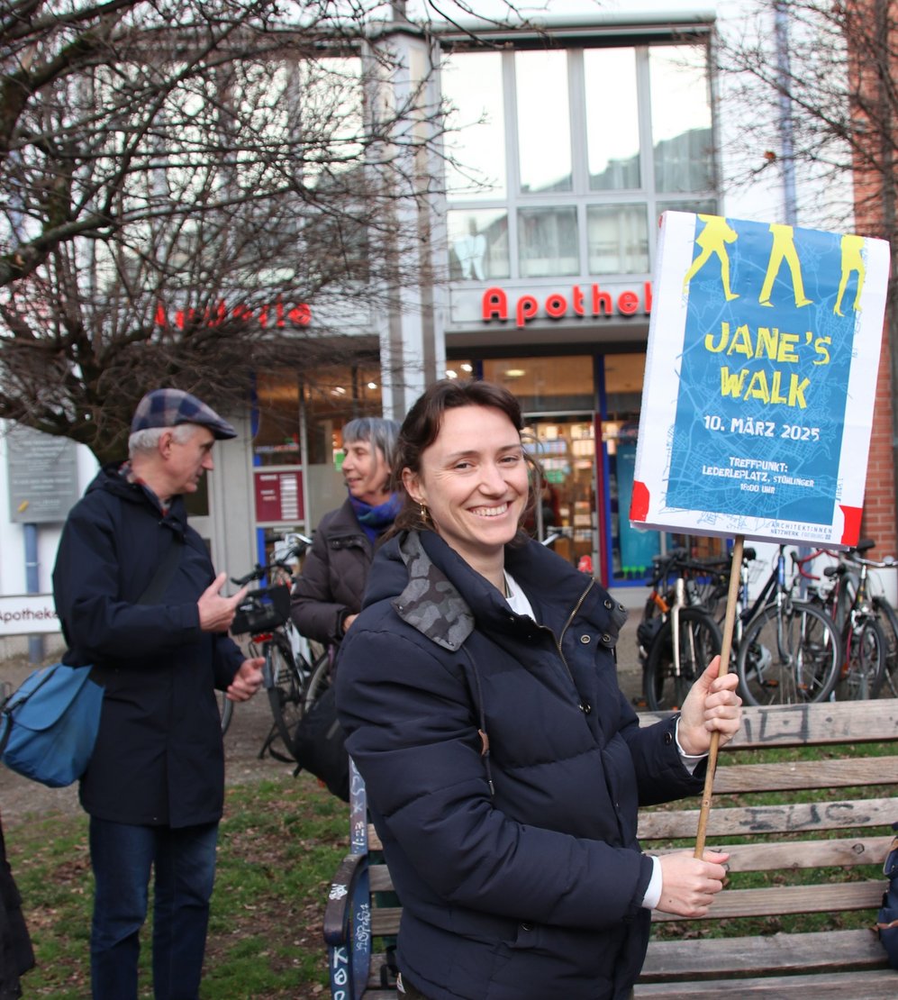 Jane´s Walk vom Netzwerk Architektinnen Freiburg durch den Stühlinger mit feministischem Blick