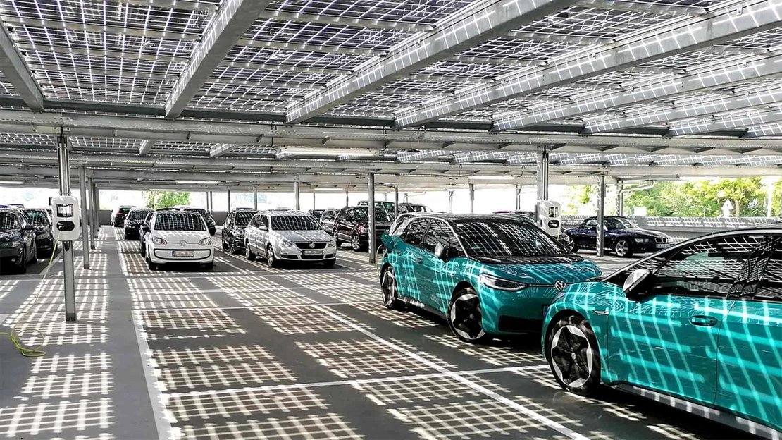 © Rudolf Hörmann GmbH & Co. KG, Delta Gebäudetechnik GmbH, SOLARWATT GmbH