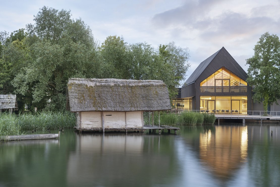 Pfahlbaumuseum Unteruhldingen I a+r Architekten GmbH, Stuttgart I Foto: Werner Huthmacher