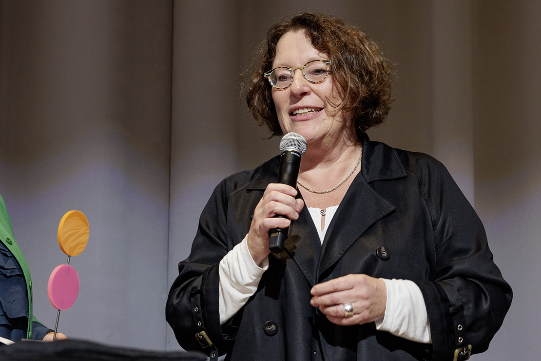 Christine Kraayvanger