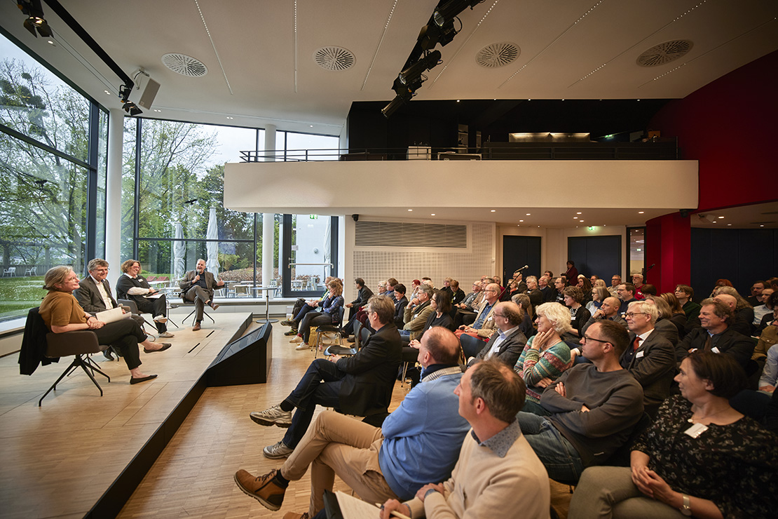 Ist Kirche öffentlicher Raum?